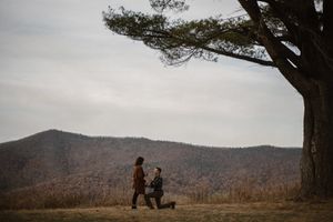 mountain proposal ideas Asheville, where to propose in Asheville, Log Cabin Motor Court, romantic cabins near Blue Ridge Parkway, Blue Ridge Mountain proposal tips, rustic proposal locations North Carolina, surprise engagement Asheville NC